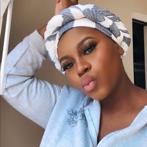 Meet your Posher, Tinwende stella hilary